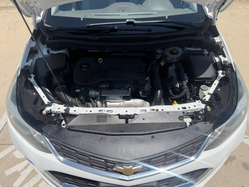 2017 Chevrolet Cruze LT Auto