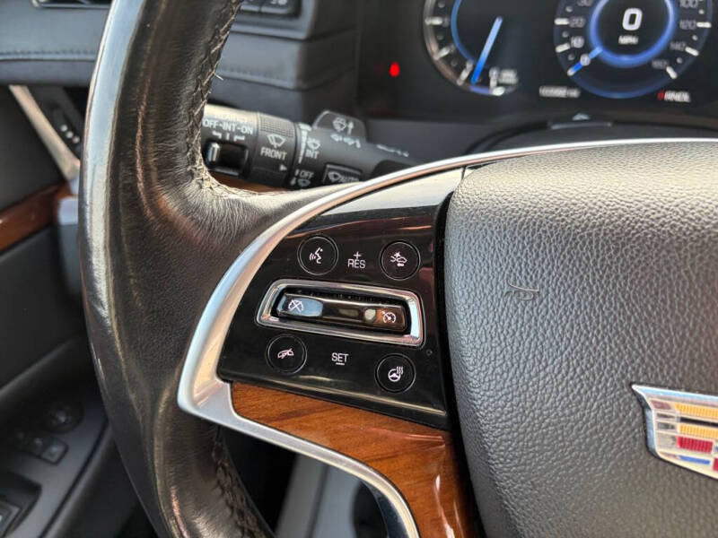 2019 Cadillac Escalade Luxury