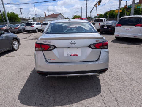 2025 Nissan Versa SR