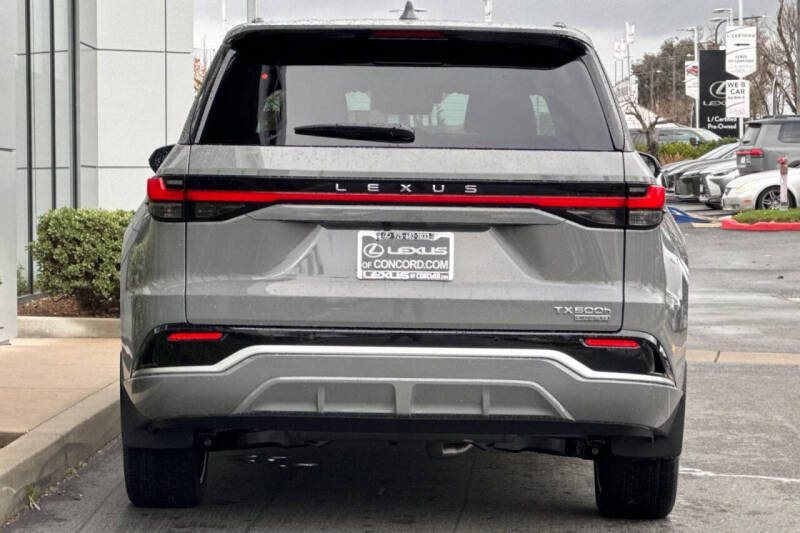 2026 Lexus TX 500h