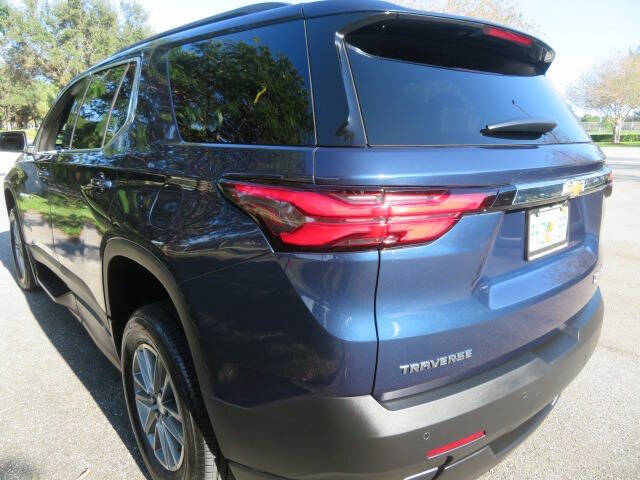 2023 Chevrolet Traverse LT Cloth