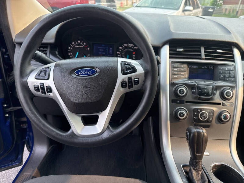 2013 Ford Edge SE