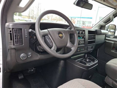 2024 Chevrolet Express LT 3500