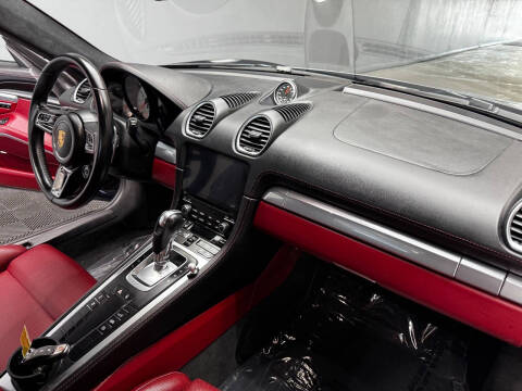 2018 Porsche 718 Cayman GTS