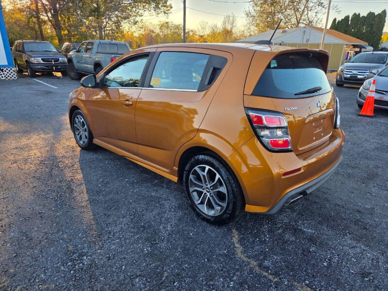 2017 Chevrolet Sonic LT Auto