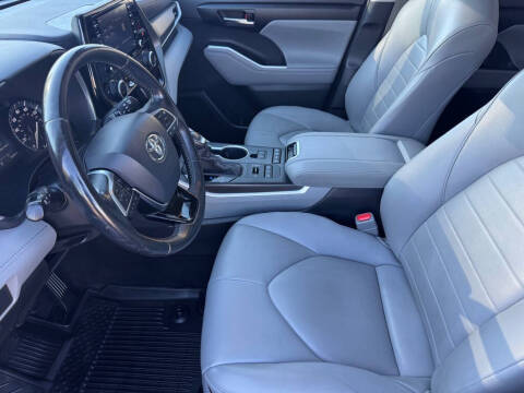 2020 Toyota Highlander XLE