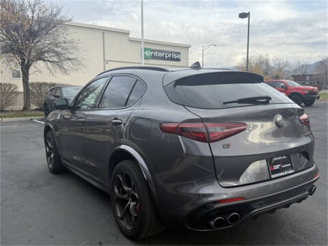 2021 Alfa Romeo Stelvio Quadrifoglio