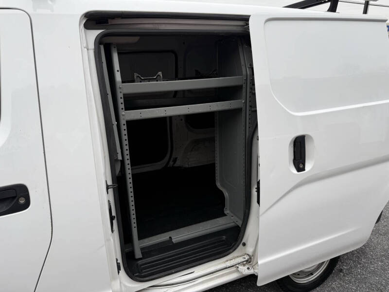 2019 Nissan NV200 S