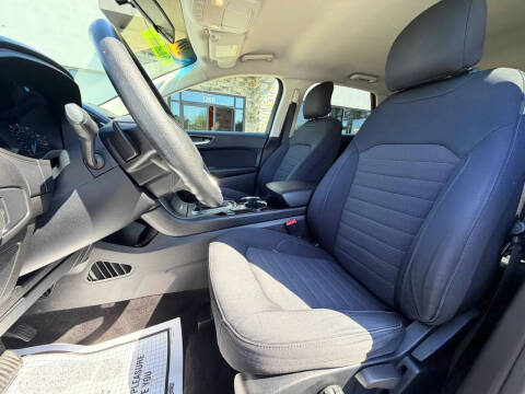 2015 Ford Edge SE