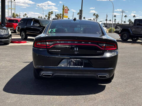 2015 Dodge Charger SXT