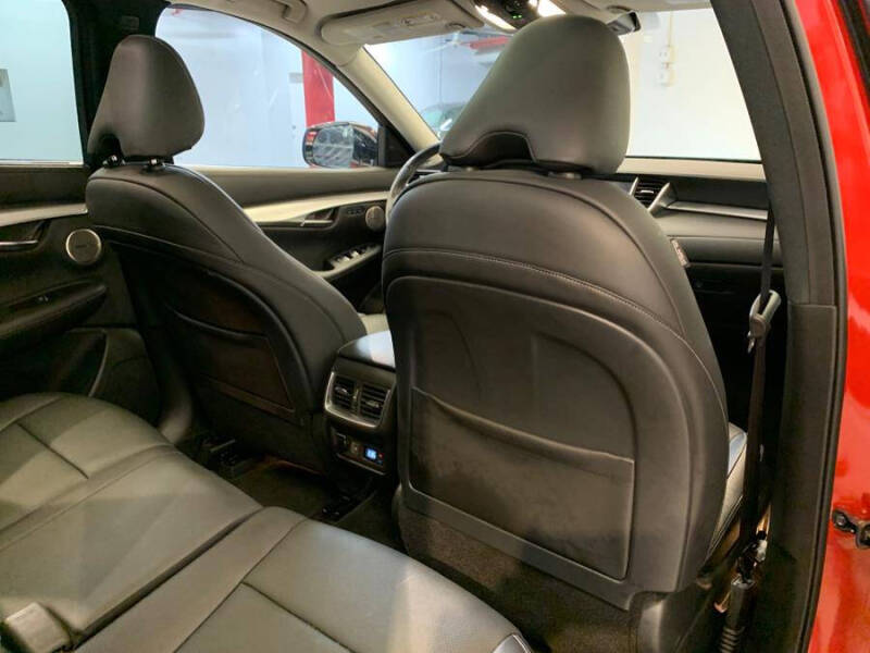 2021 Infiniti QX50 Essential