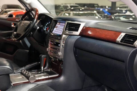 2014 Lexus LX 570
