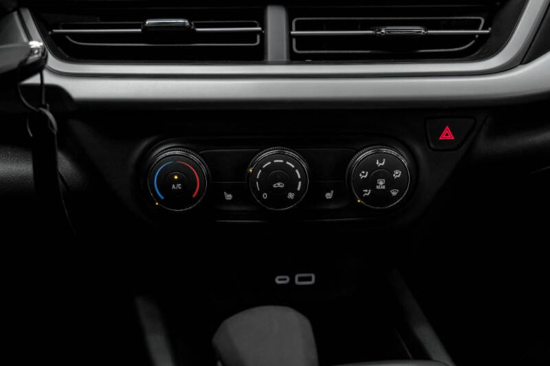 2024 Chevrolet Trax RS