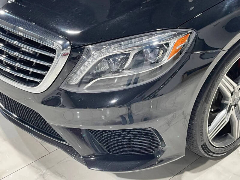 2016 Mercedes-Benz S-Class AMG S 63