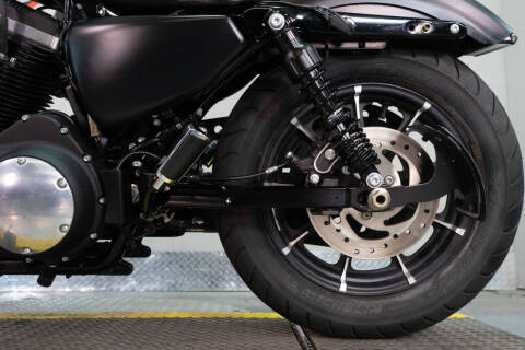 2016 Harley-Davidson Iron 883