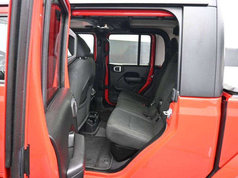 2023 Jeep Gladiator Sport