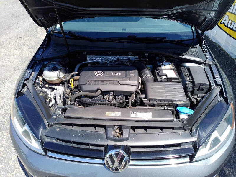 2017 Volkswagen Golf