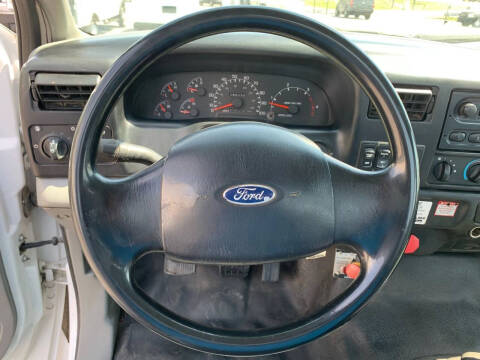 2004 Ford F-650 Super Duty