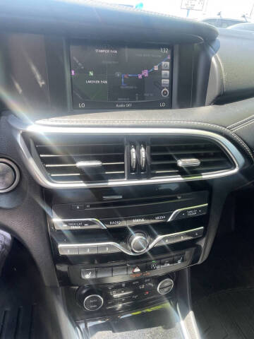 2019 Infiniti QX30 Luxe