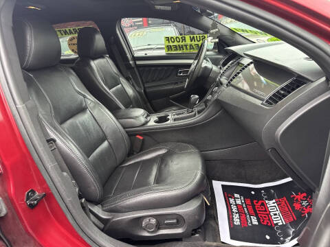 2018 Ford Taurus SEL