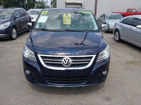 2012 Volkswagen Routan for sale at MICHAEL'S AUTO SALES in Mount Clemens MI