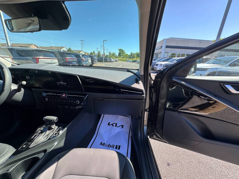 2026 Kia Niro EX