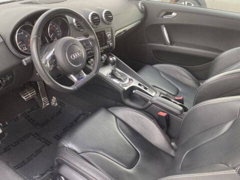 2011 Audi TTS 2.0T quattro Prestige