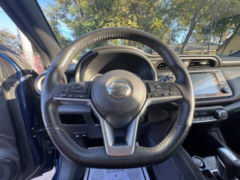 2020 Nissan Kicks SR