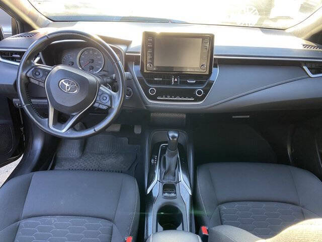 2022 Toyota Corolla Hatchback SE