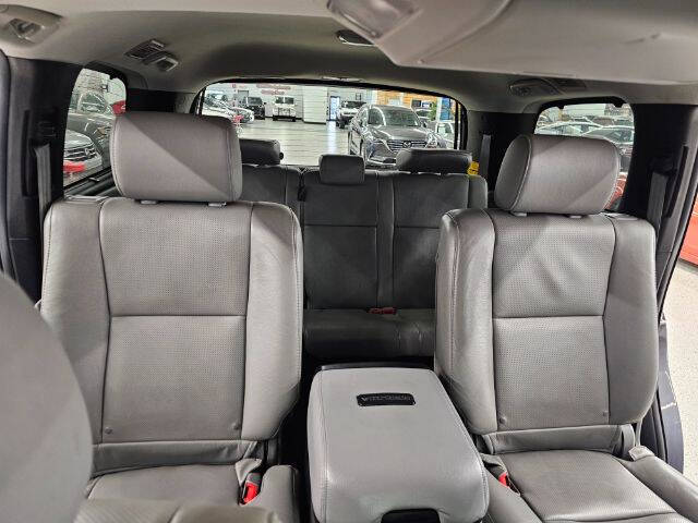 2013 Toyota Sequoia Platinum