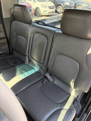 2011 Nissan Frontier SL