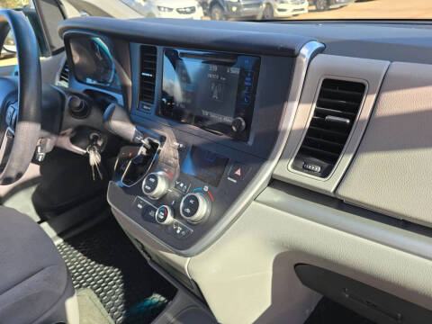 2017 Toyota Sienna