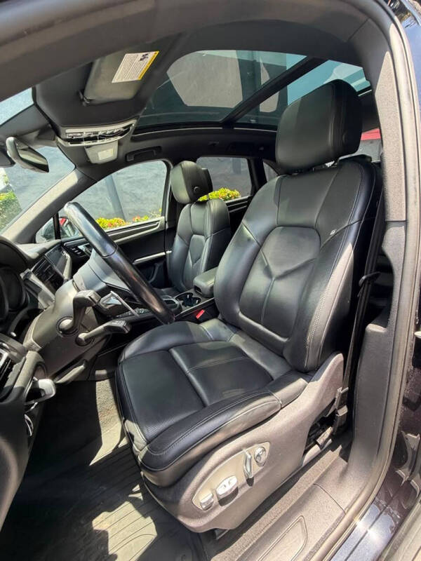2021 Porsche Macan