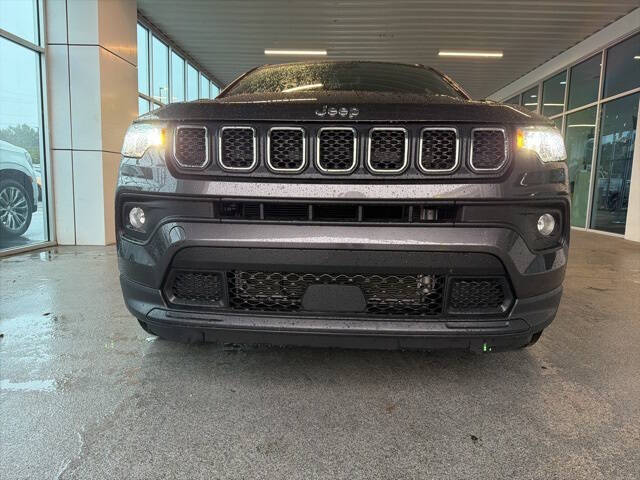 2023 Jeep Compass Latitude Lux