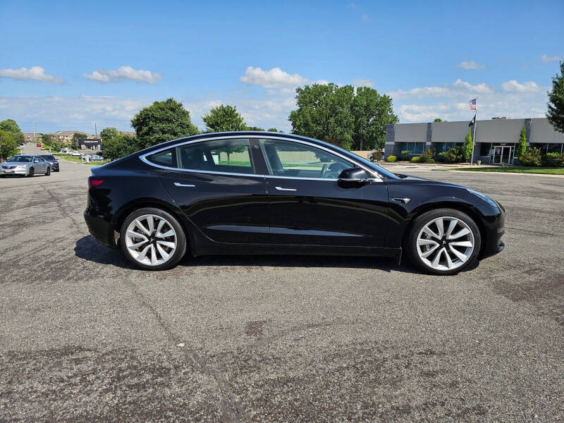 2019 Tesla Model 3 Long Range - Photo 9