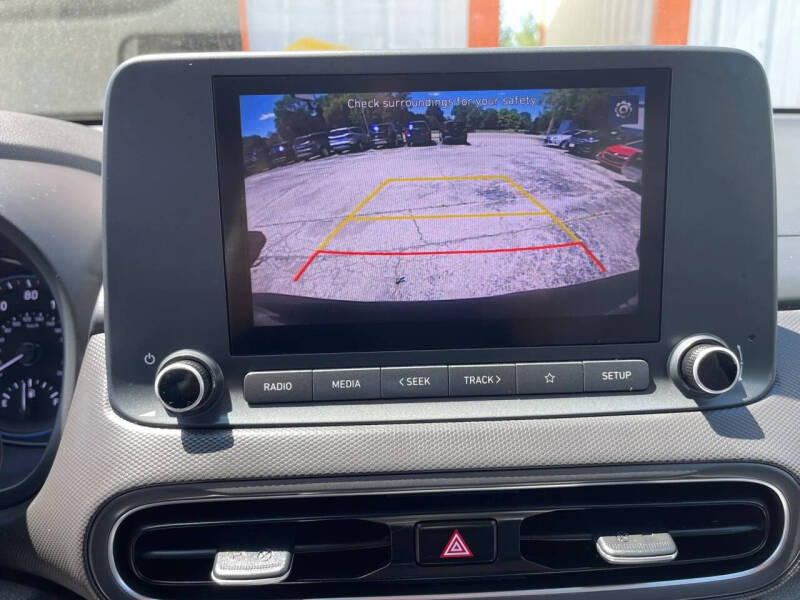 2022 Hyundai Kona SEL