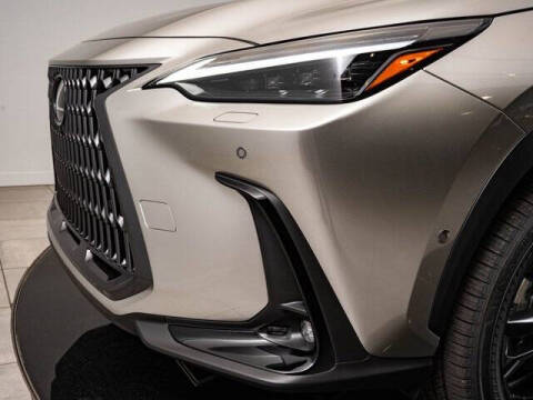 2026 Lexus NX 450h+ Luxury