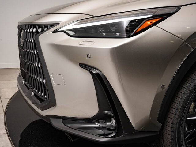 2026 Lexus NX 450h+ Luxury