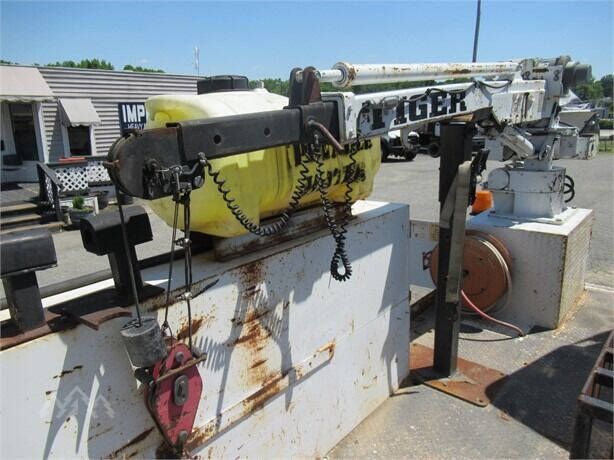 2004 Sterling Acterra