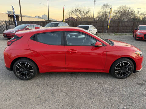 2019 Hyundai Veloster