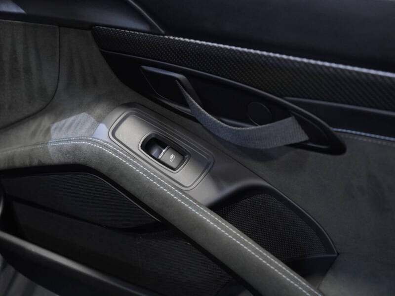 2023 Porsche 718 Cayman GT4 RS