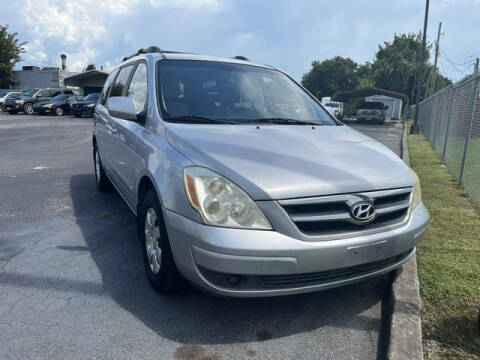 2008 Hyundai Entourage for sale at CE Auto Sales in Baytown TX