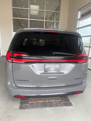 2022 Chrysler Pacifica Limited