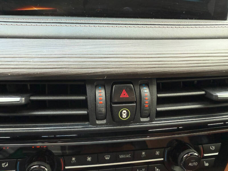 2017 BMW X6 xDrive50i