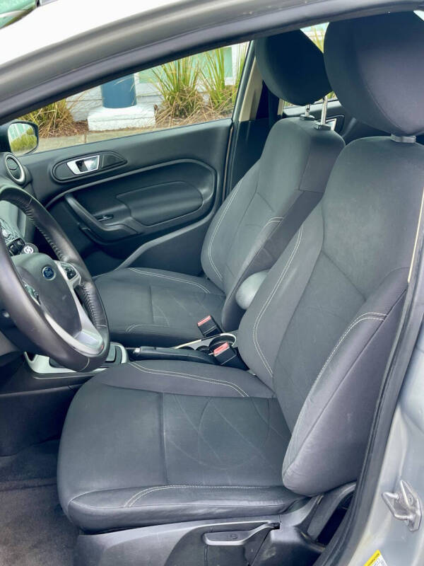 2014 Ford Fiesta SE