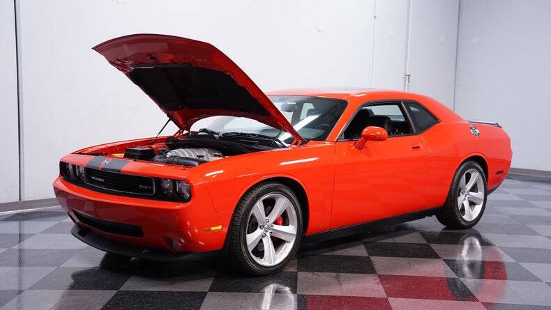2008 Dodge Challenger SRT8