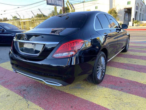 2016 Mercedes-Benz C-Class