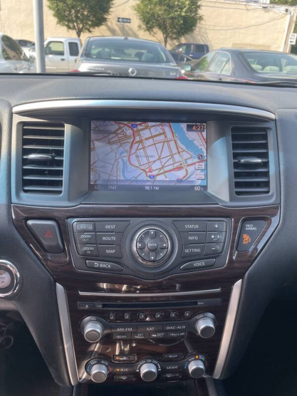 2014 Nissan Pathfinder Platinum