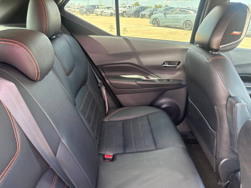 2019 Nissan Kicks SR