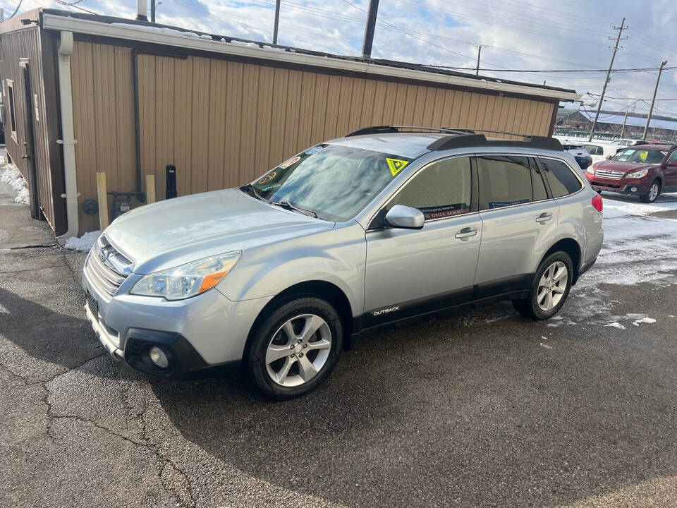 2013 Subaru Outback for sale at BNM AUTO GROUP in GIRARD, OH